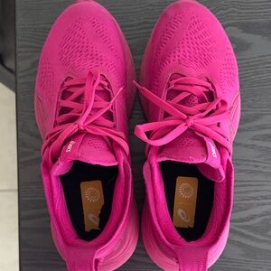 ASICS Women's Vibrant Pink Athletic Shoes